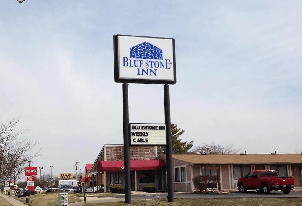 Bluestone Inn Exterior
